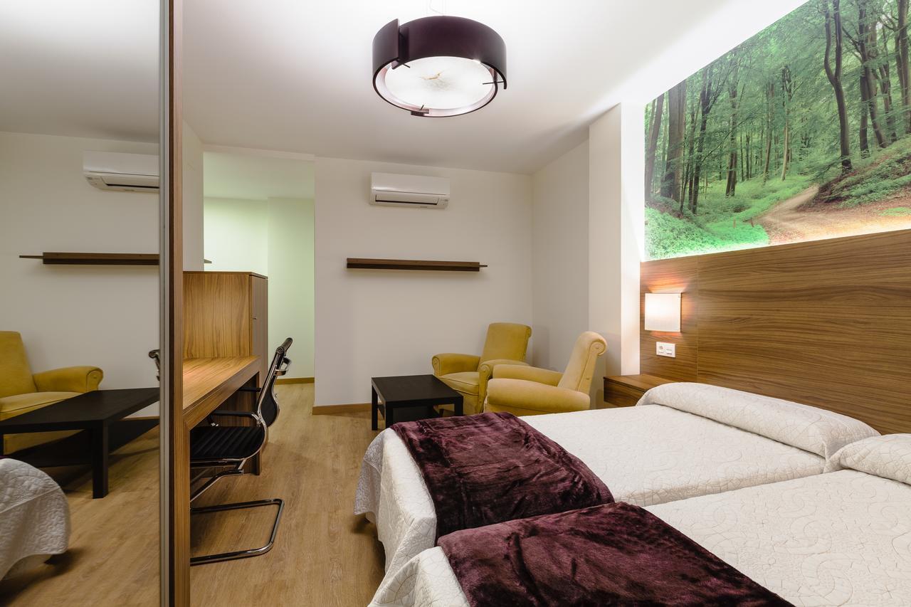 Hostal Arriola Гранада Екстериор снимка